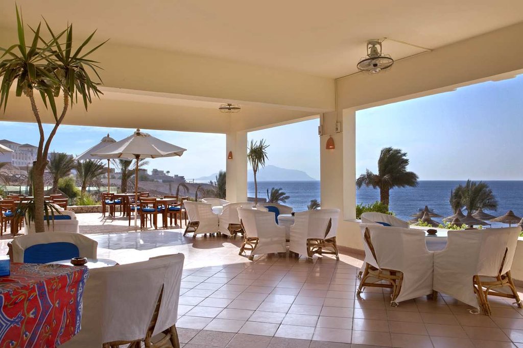 Hilton Sharks Bay Resort