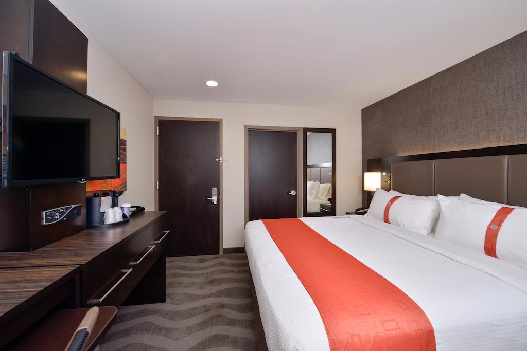 Holiday Inn Express New York Jfk Airport Area