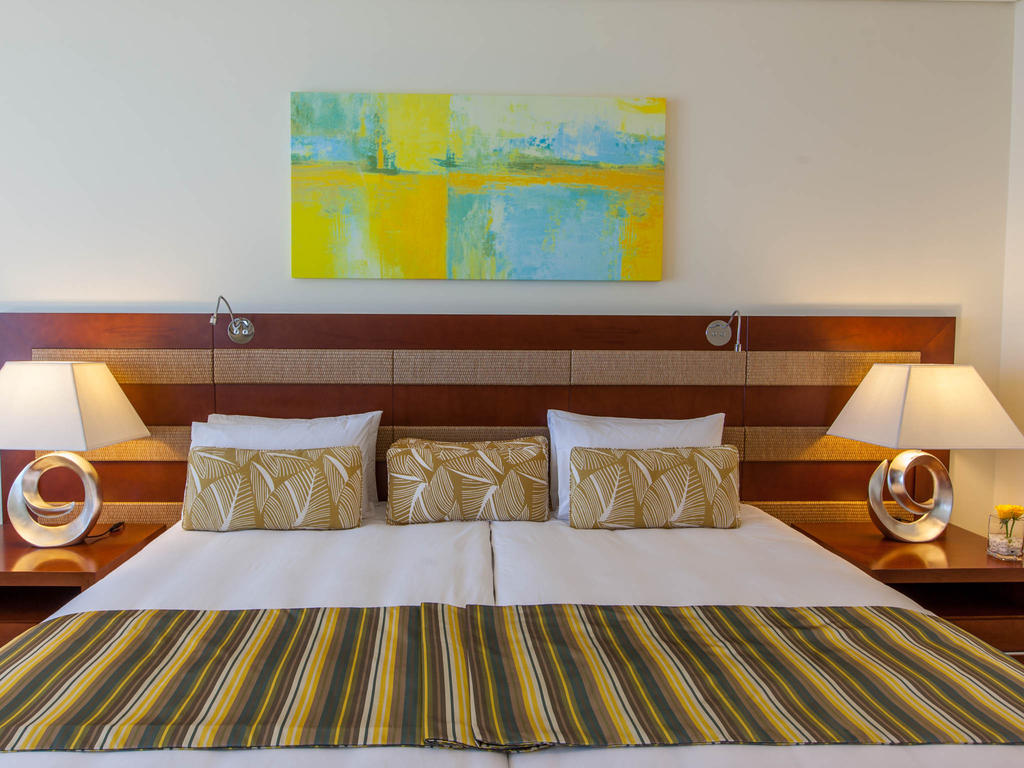 Hotel Oasis Beach Tower Serviced