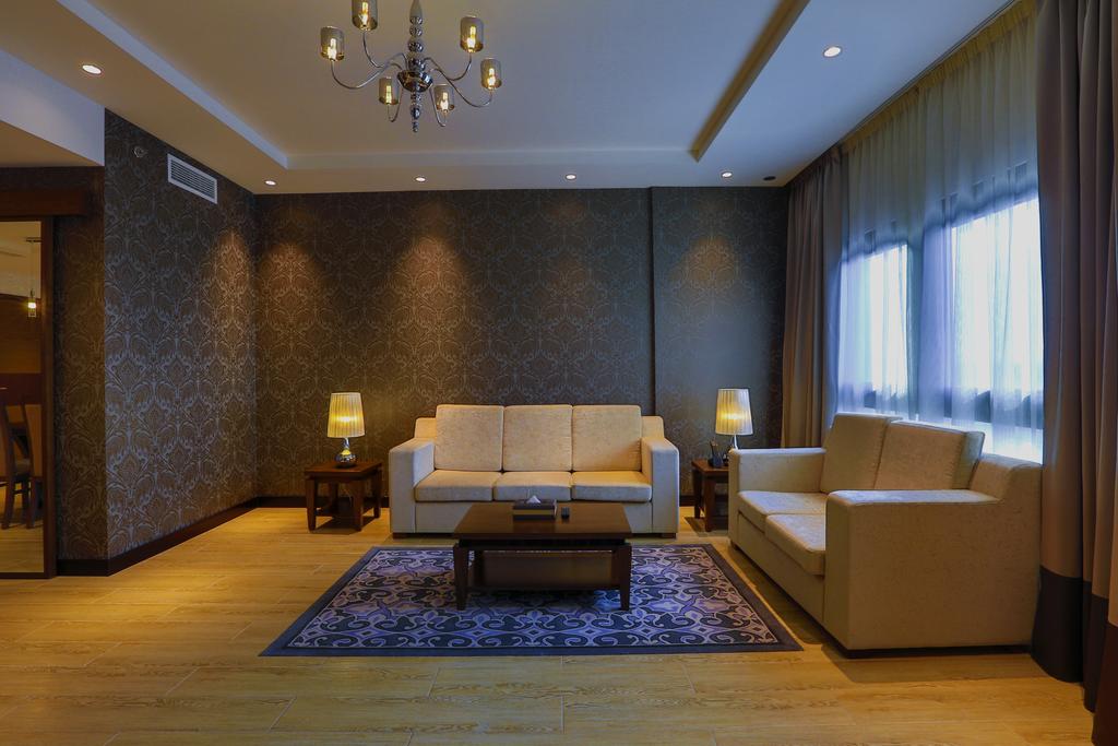 Metropolitan Hotel Dubai