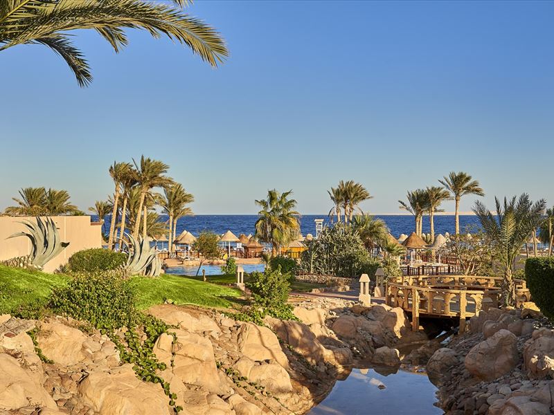 Parrotel Beach Resort