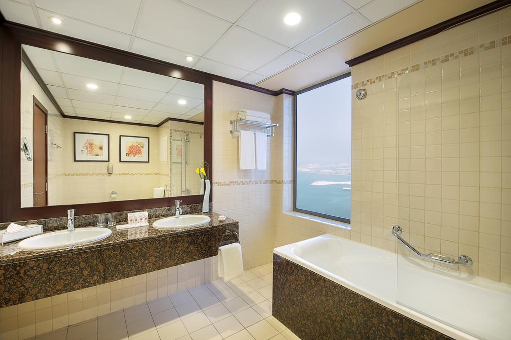 Ramada Plaza Jumeirah Beach