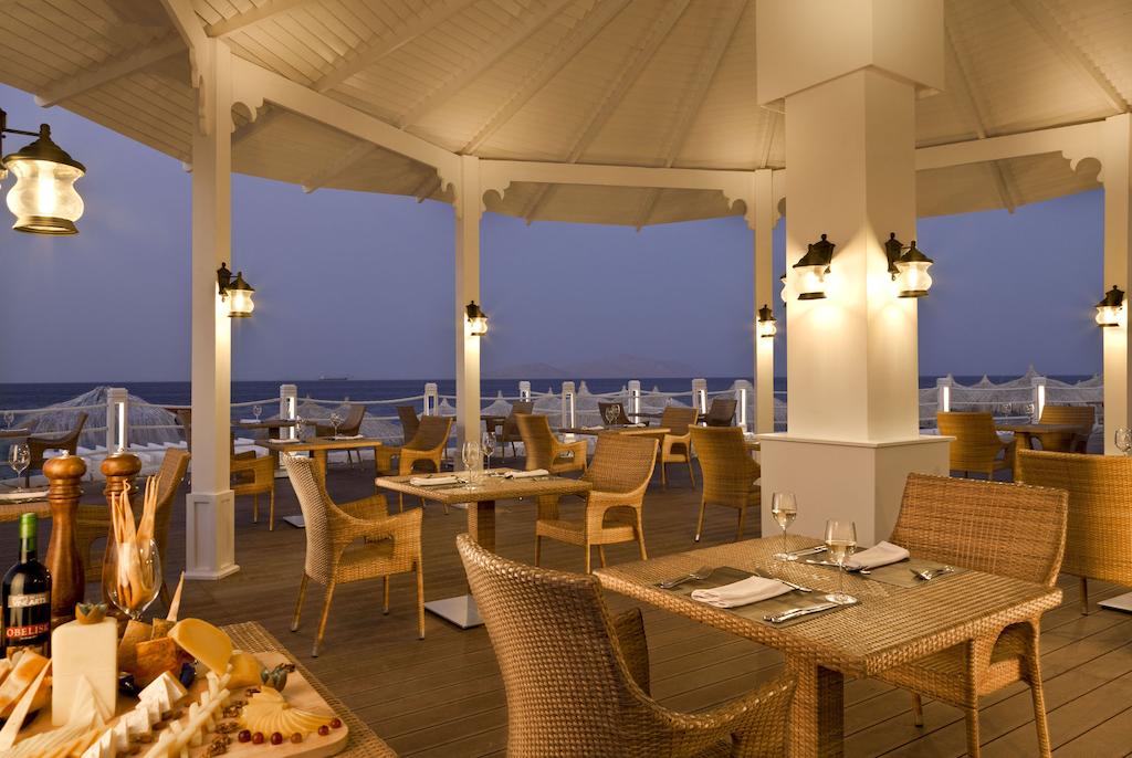 SUNRISE Grand Select Arabian Beach Resort