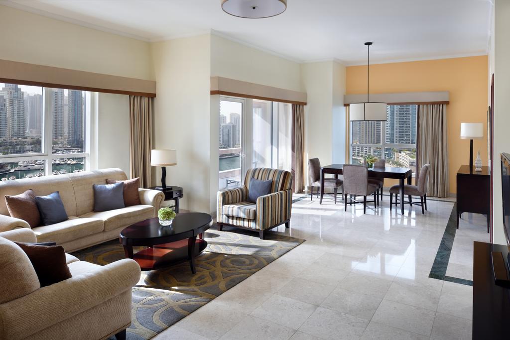 Dubai Marriott Harbour Hotel & Suites