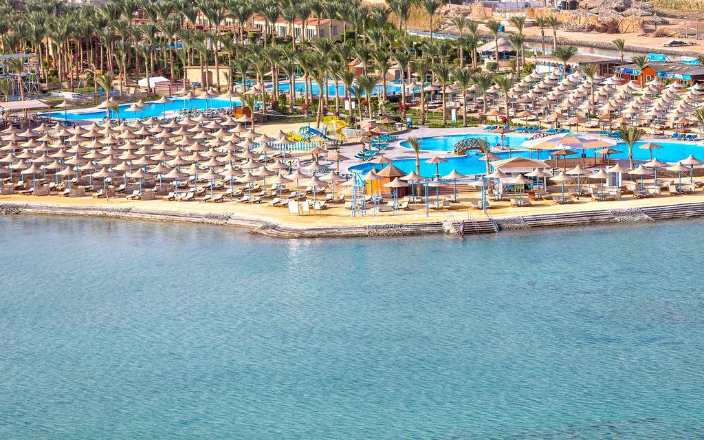 Hawaii Riviera Aqua Park Resort