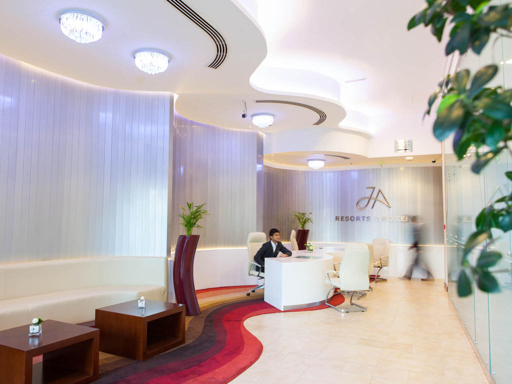 Hotel Oasis Beach Tower Serviced