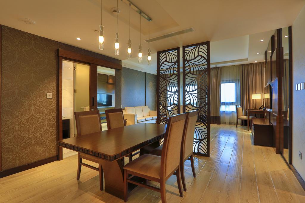 Metropolitan Hotel Dubai