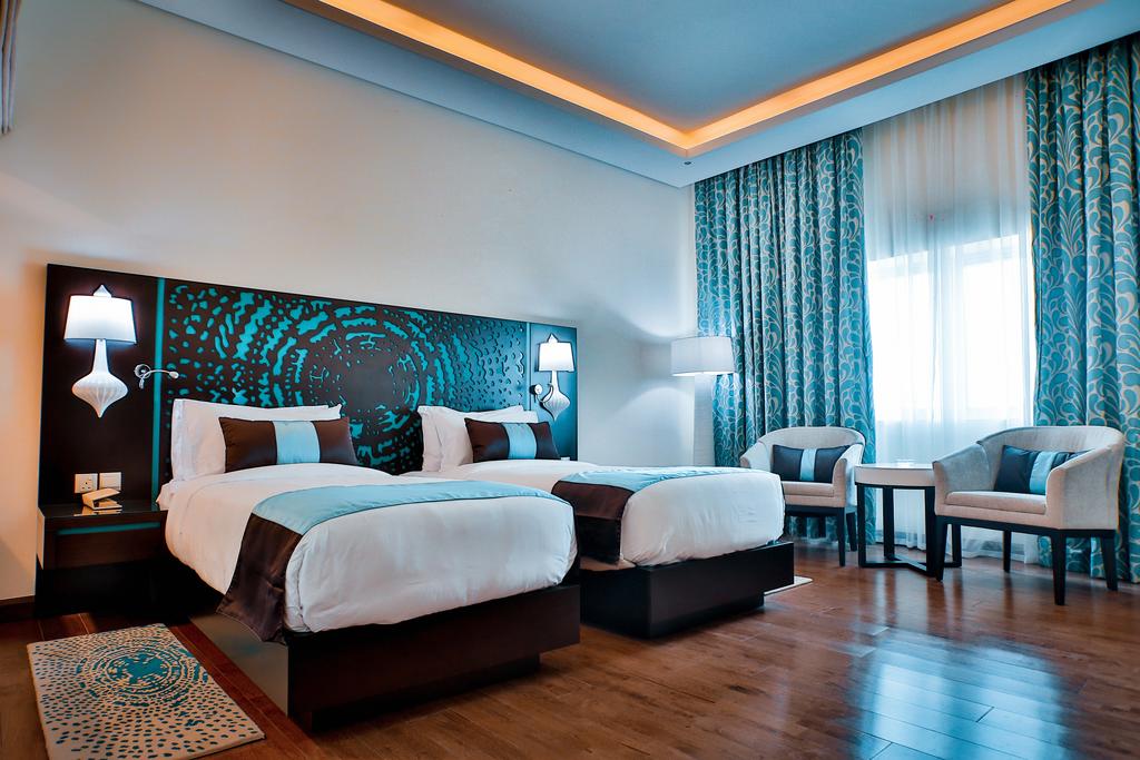 Signature Hotel