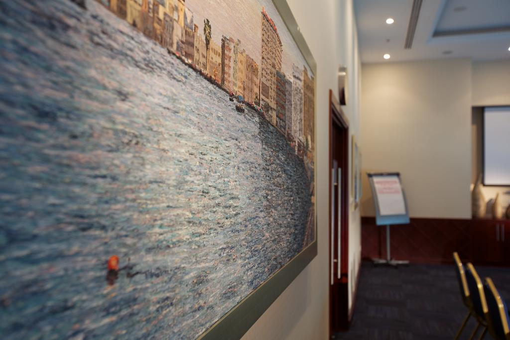 Tamani Marina Hotel & Apartments