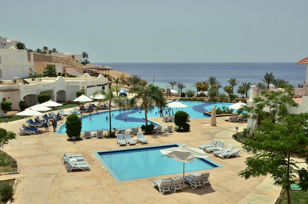 Continental Plaza Aqua Beach