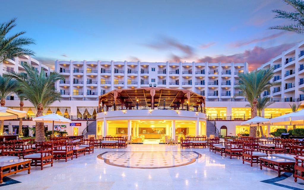 Hawaii Le Jardin Aqua Resort - Families and Couples Only