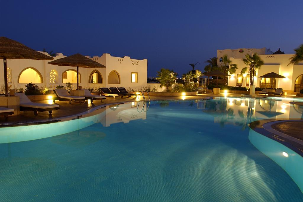 Coral Bay Prestige Apartment