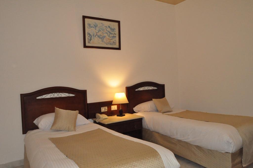 Roma Host Way Hotel & Aqua Park