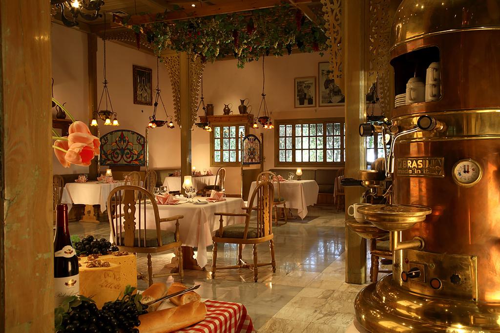 Royal Holiday Beach Resort & Casino (Ex Sonesta Beach)