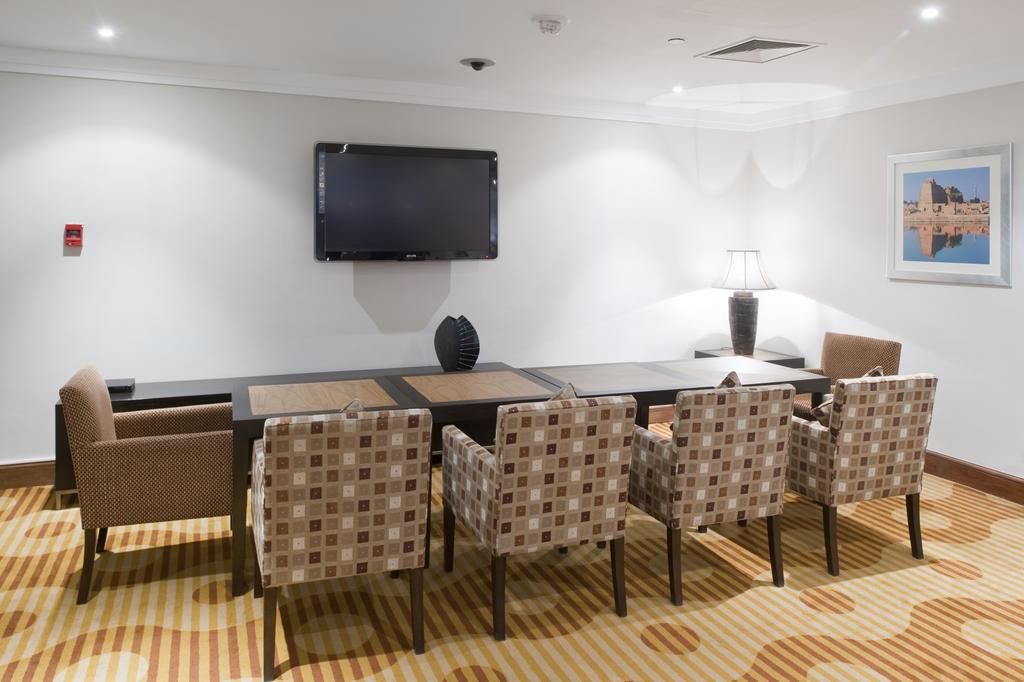 Staybridge Suites Cairo - Citystars