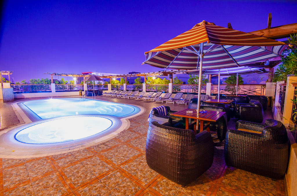 Summit Hotel