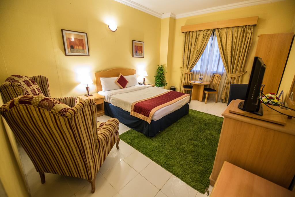 London Creek Hotel Apartments