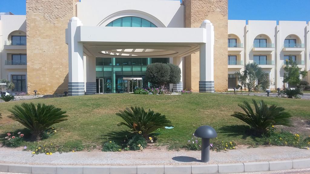 Mövenpick Resort Soma Bay