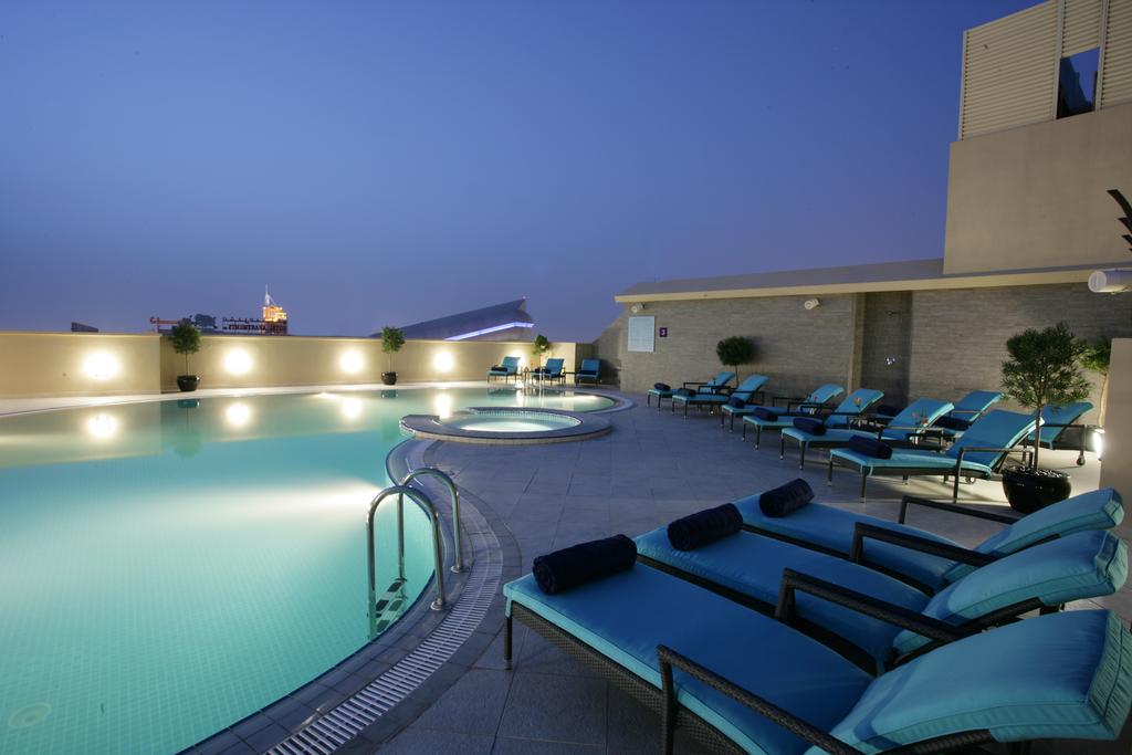 Auris Plaza Hotel