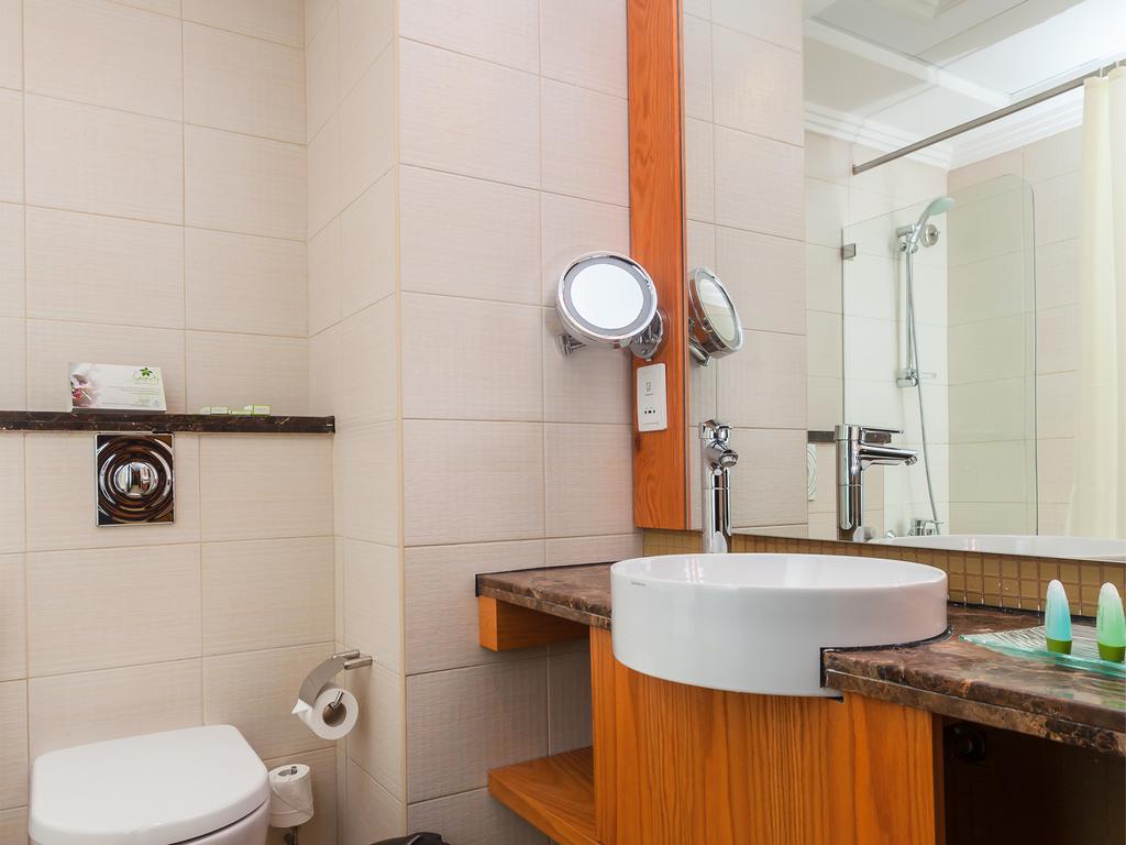 Flora Park Deluxe Hotel Apartments
