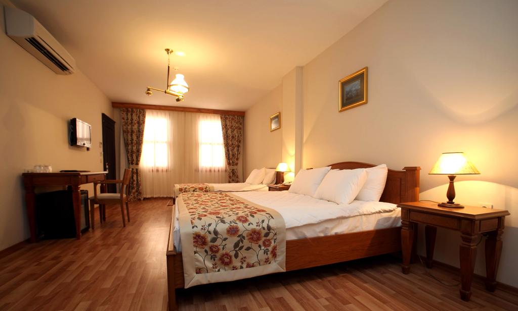 Lalinn Hotel