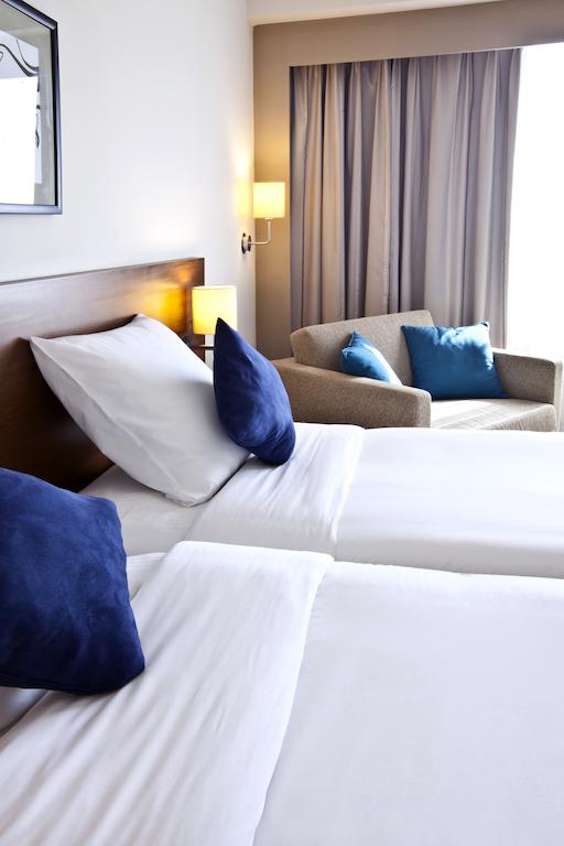 Hotel Novotel Dubai Deira City Centre
