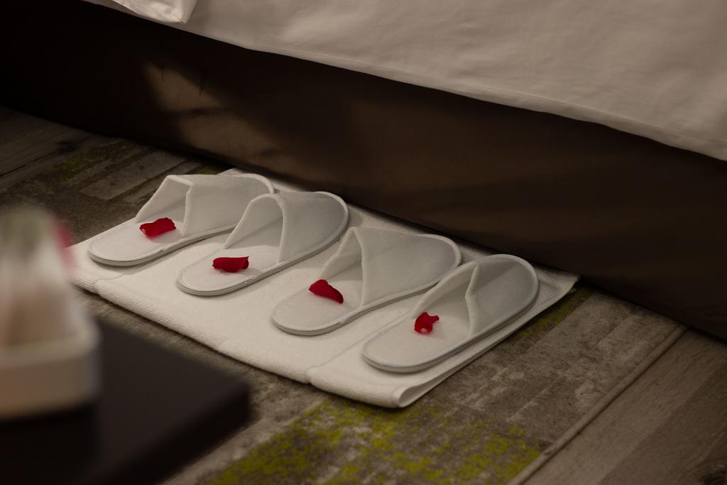 Savoy Crest Hotel Apartment