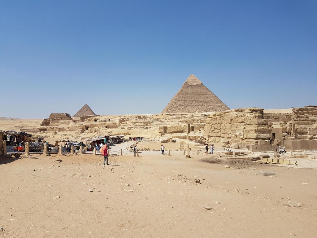 Cataract Pyramids Resort