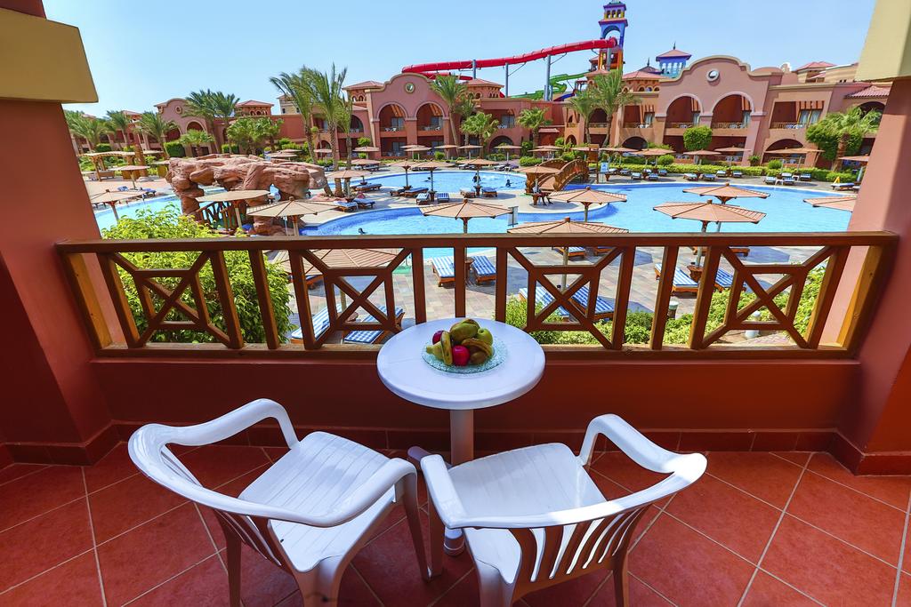 Charmillion Gardens Aquapark