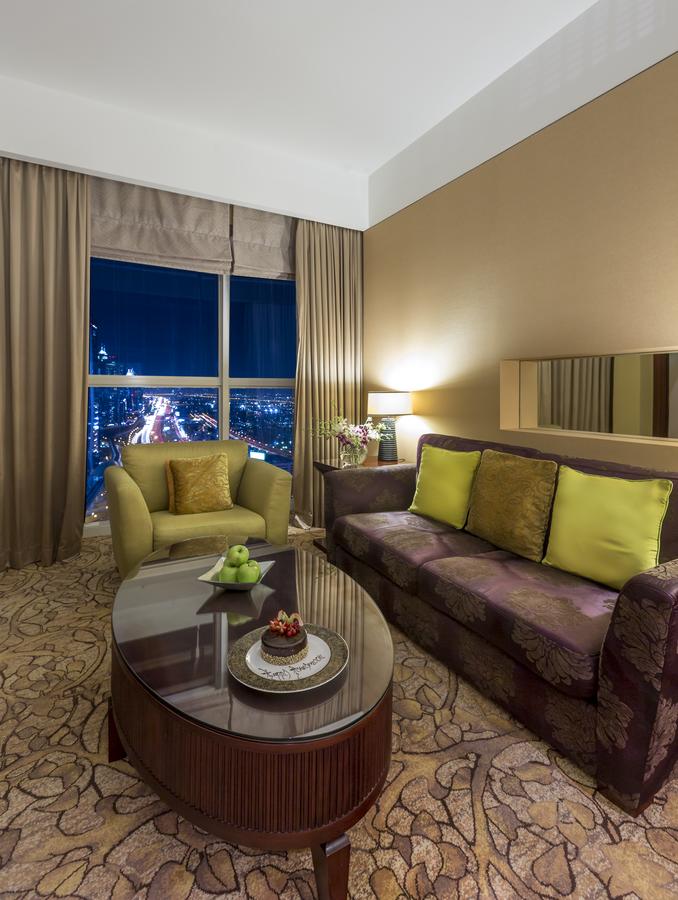 Dusit Thani Hotel