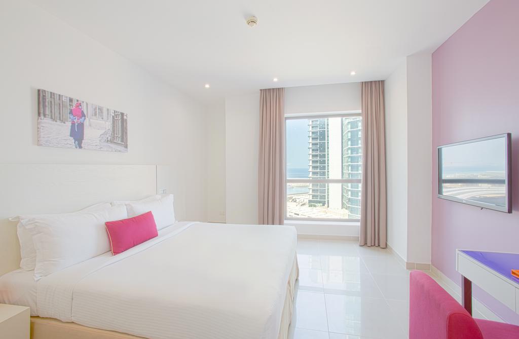 Ramada Hotel and Suites by Wyndham Dubai JBR