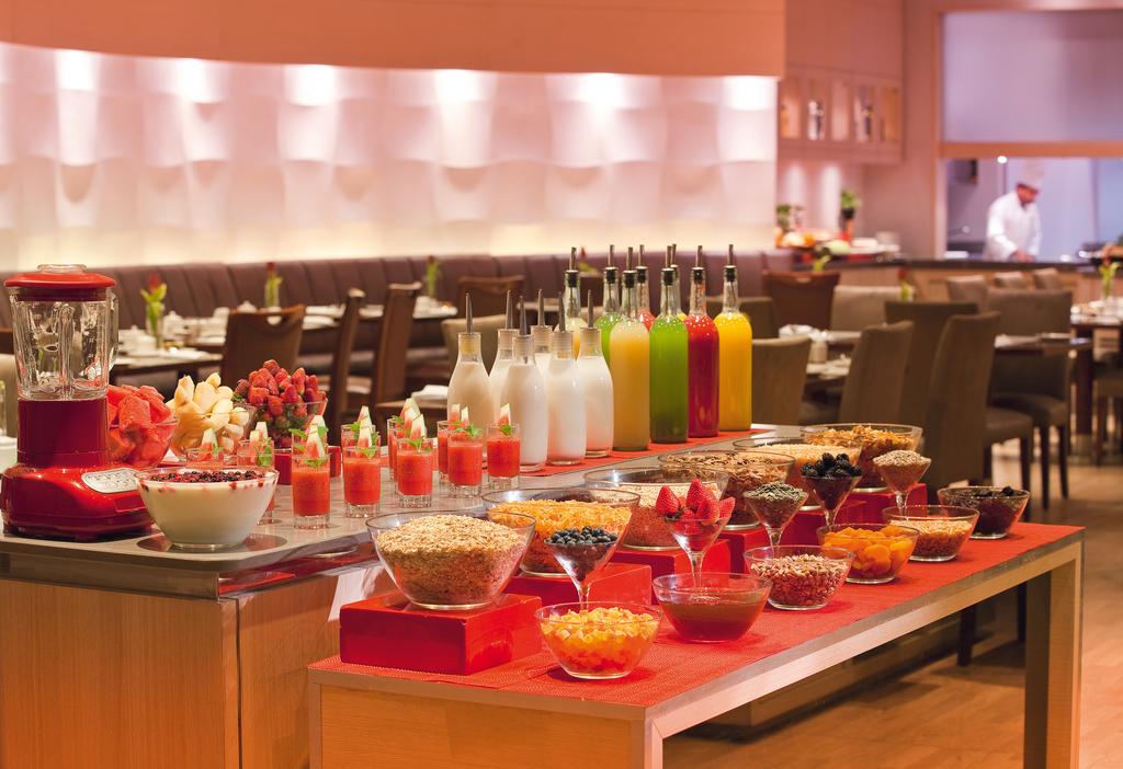 Mövenpick Hotel & Apartments Bur Dubai