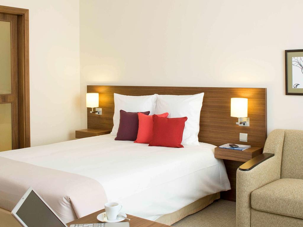 Hotel Novotel Dubai Deira City Centre
