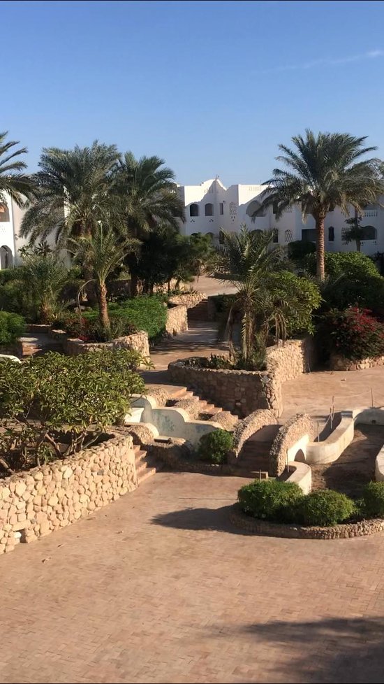 Domina Oasis Hotel & Resort