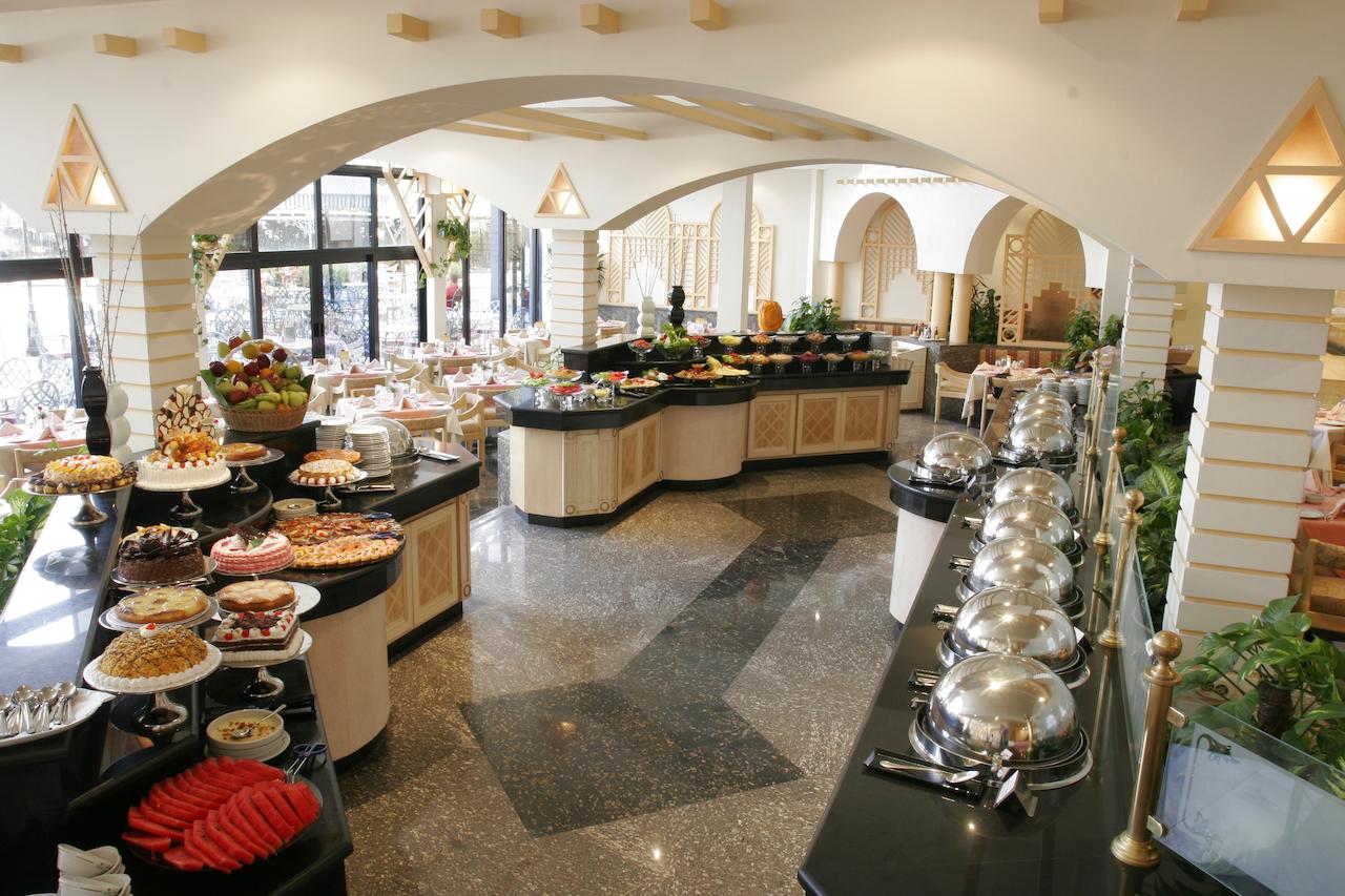 The Oasis Hotel Pyramids