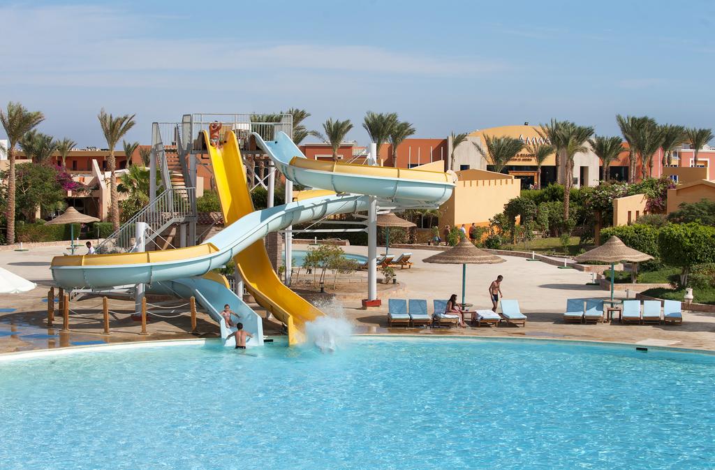 Amwaj Oyoun Resort & Spa