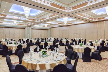 Crowne Plaza Dubai