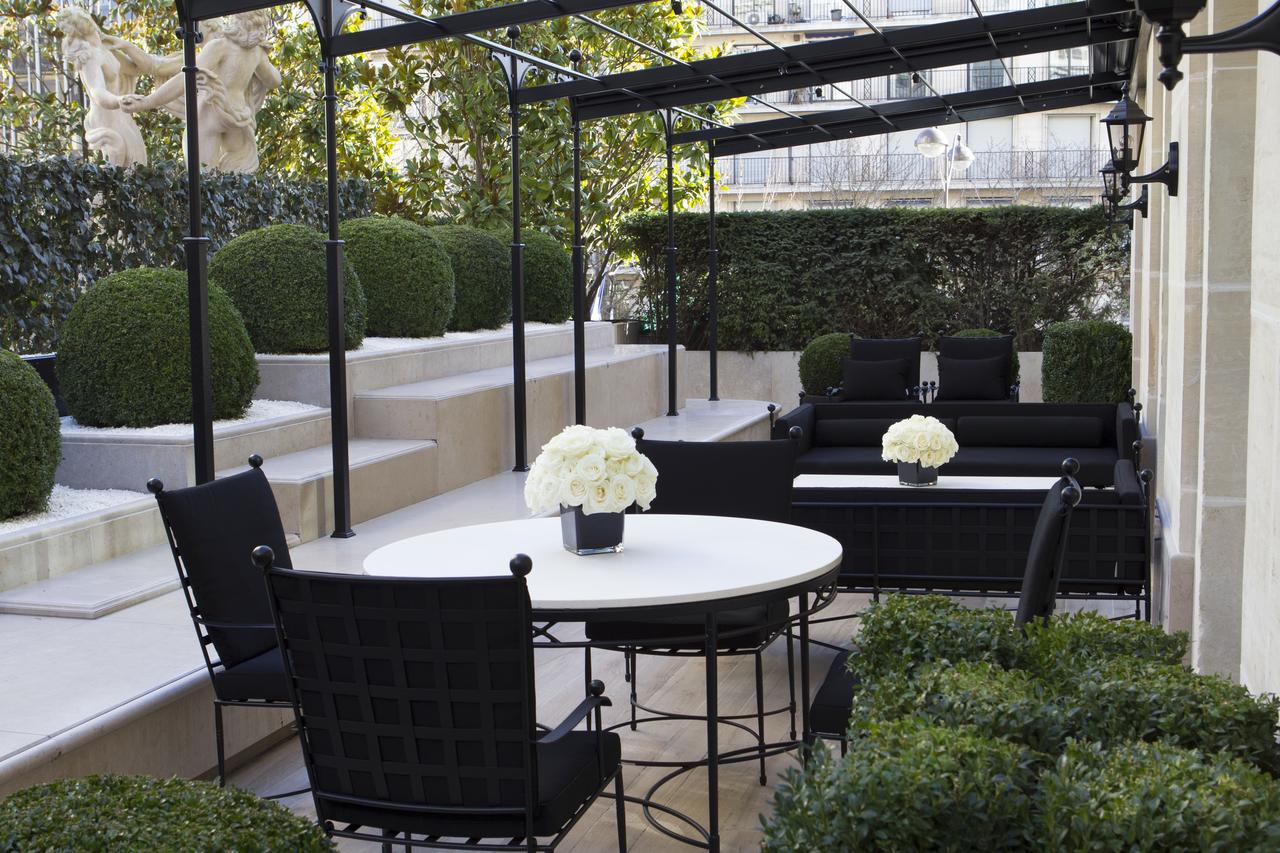 Four Seasons Hotel George V, Paris