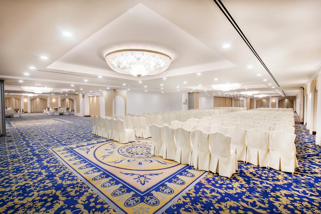 Grand Excelsior Hotel - Bur Dubai