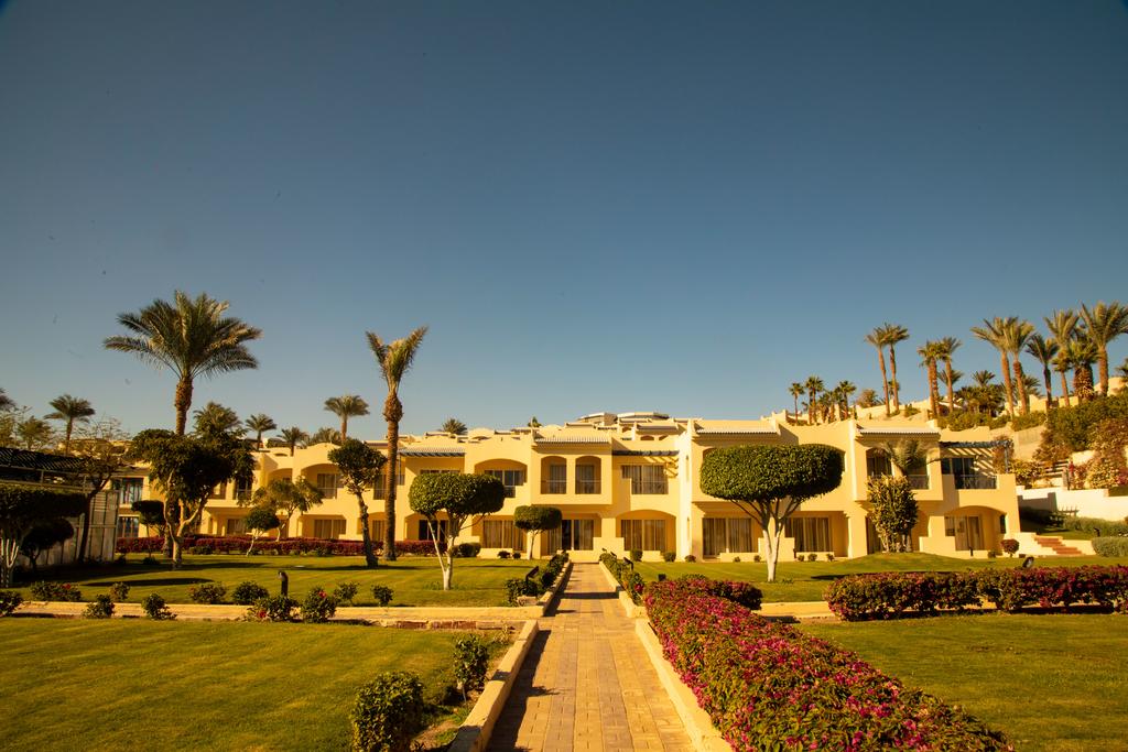 Grand Oasis Resort