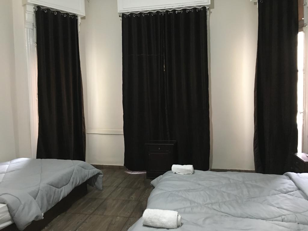 Travelers House Hotel