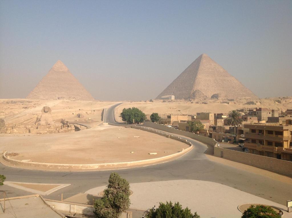 Fairmont Nile City Hotel, Cairo