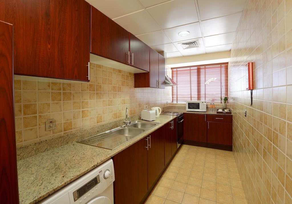 Golden Sands 10 Hotel Apartments