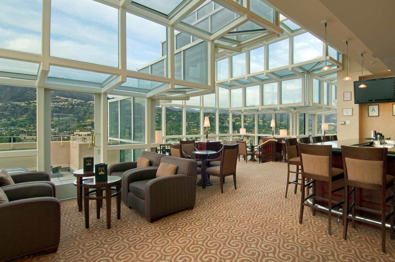 Hilton Los Angeles North/Glendale & Executive Meeting Center