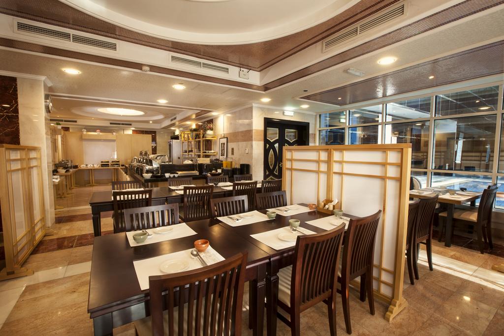 Golden Tulip Suites Dubai
