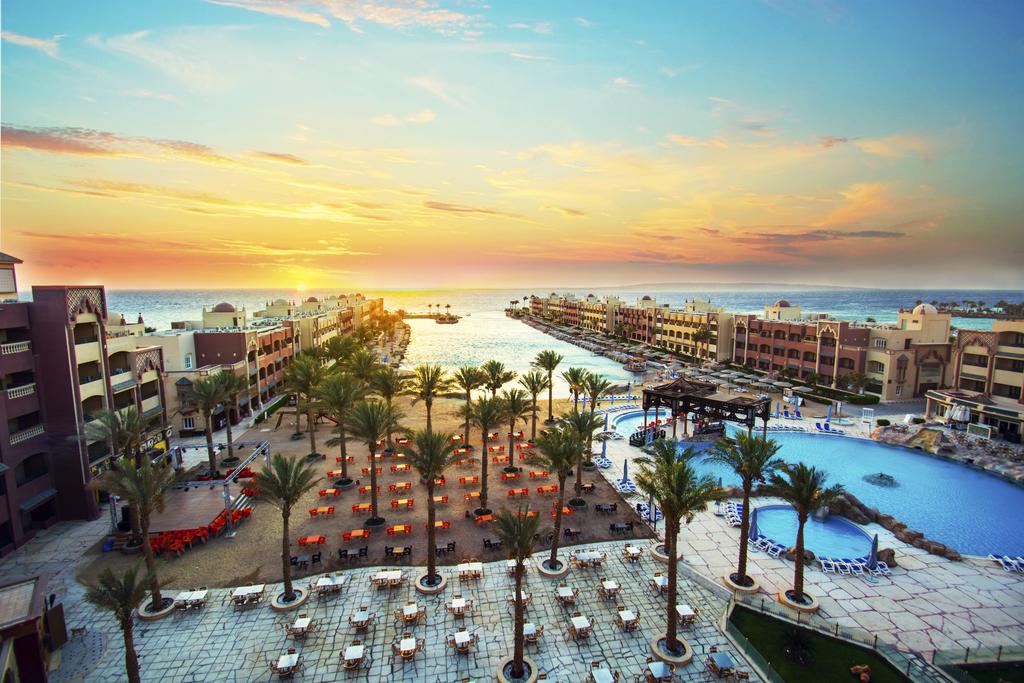 Sunny Days El Palacio Resort & SPA