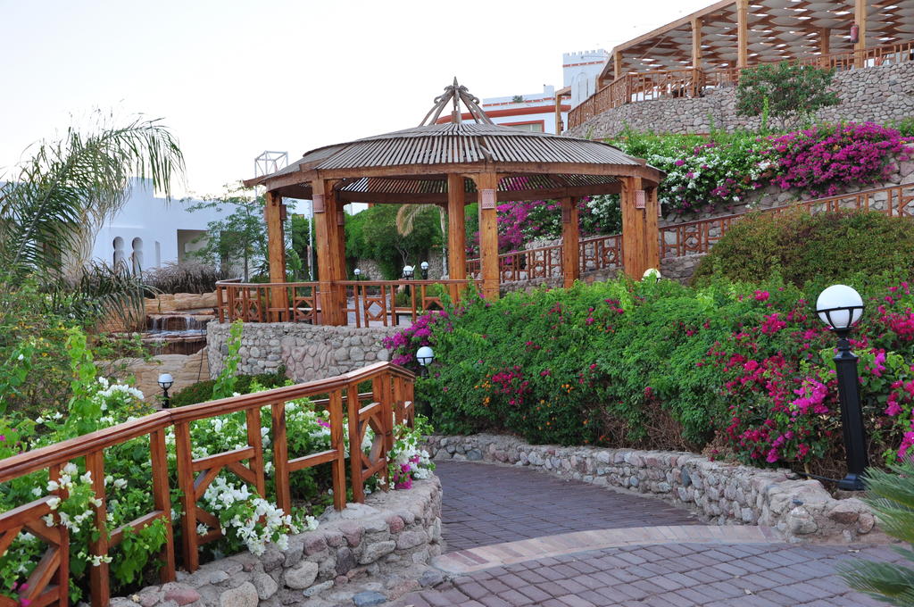 Sunrise Select Diamond Beach Resort