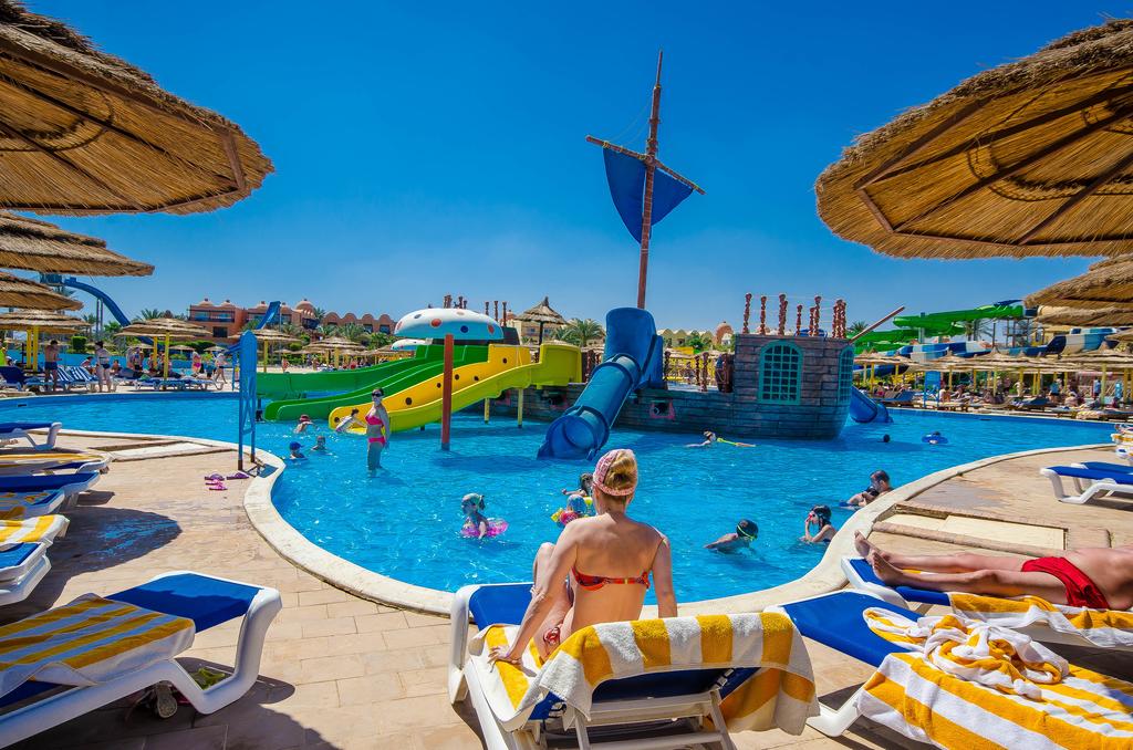 Titanic Beach