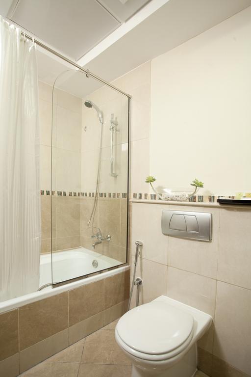 Al Waleed Palace Hotel Apartments