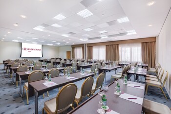 Crowne Plaza Dubai